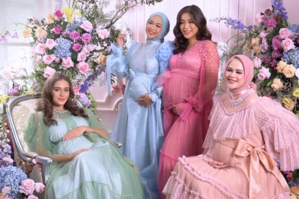 Youtube.com/Ricis Official