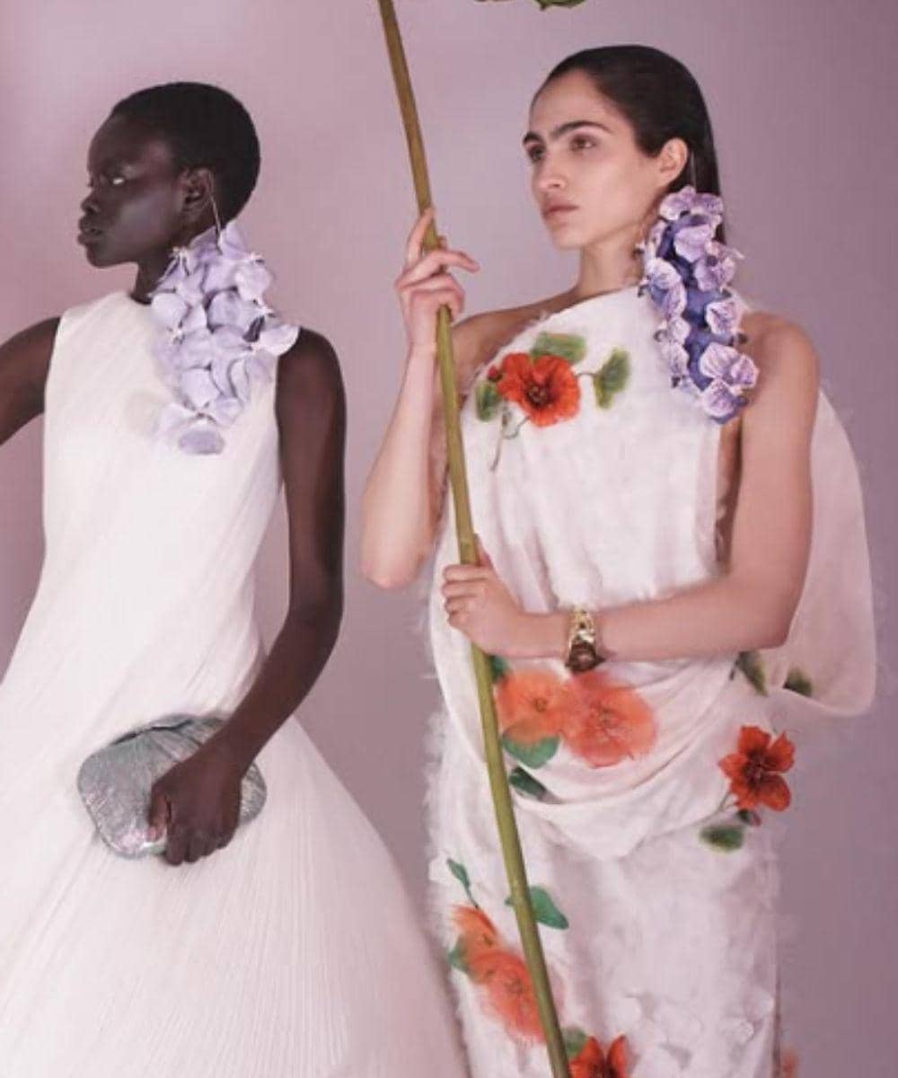 7 Koleksi Ikonik Show Haute Couture SS26 Dior yang Penuh Artistik