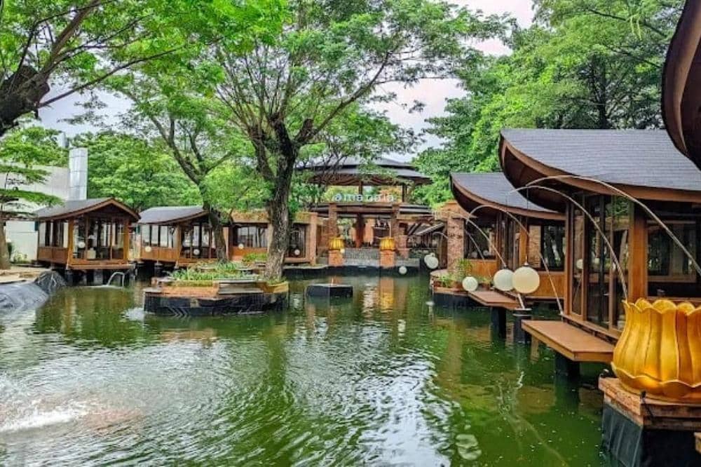 5 Tempat Makan Saung di Jakarta, Adem dan Cocok untuk Keluarga_20260313_114416_0001.jpg