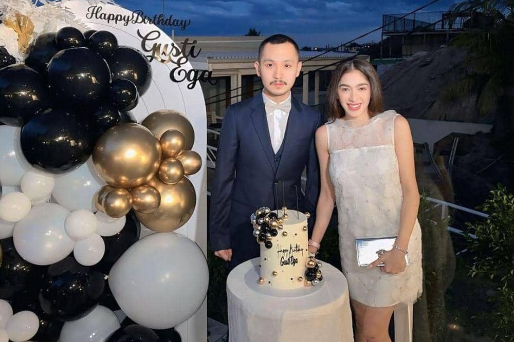6 Fakta Gusti Ega, Pacar Baru Angel Karamoy 6