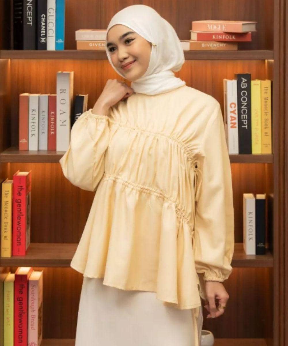 7 Rekomendasi Fashion Brand Baju Lebaran Warna Butter Yellow