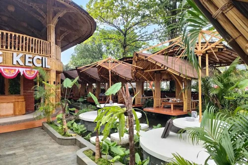 7 Rumah Makan Sunda di Jakarta Timur dengan Menu Khas yang Menggoda_20260313_114416_0004.jpg