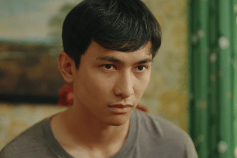 Review Film Tunggu Aku Sukses Nanti, Kisah Mengenai Tekanan Keluarga