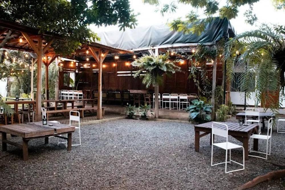 7 Rumah Makan Sunda di Jakarta Timur dengan Menu Khas yang Menggoda_20260313_114416_0005.jpg