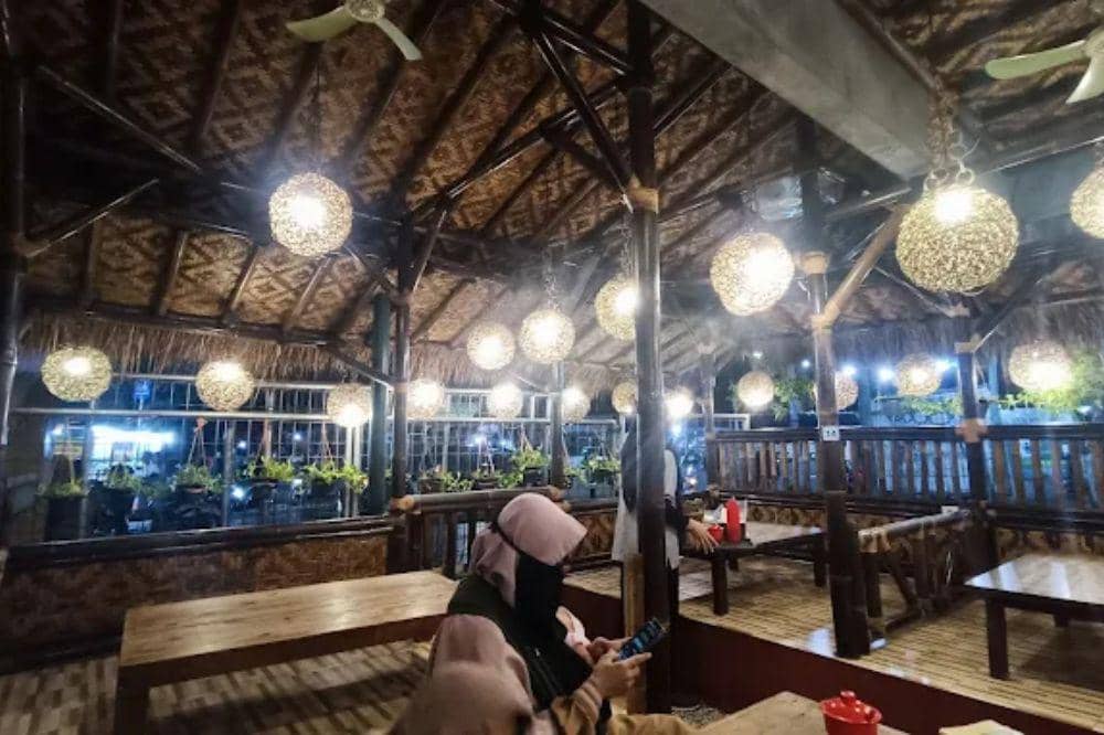 6 Rumah Makan Sunda di Jakarta Utara yang Cocok untuk Makan Keluarga