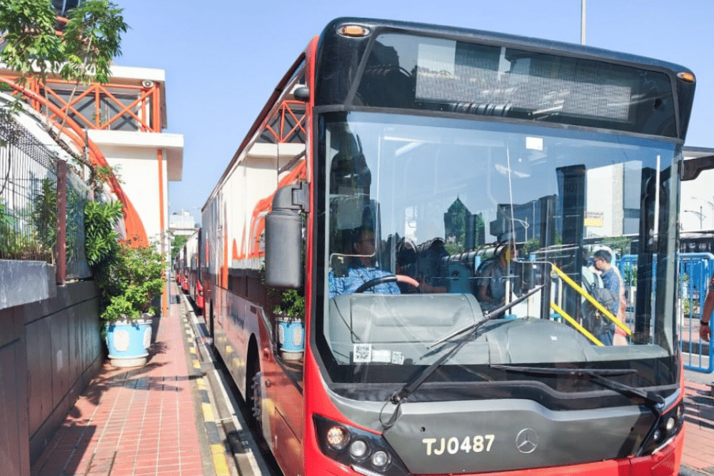 Transjabodetabek Blok M - Bandara Soetta Resmi Beroperasi, Lewati 23 Halte