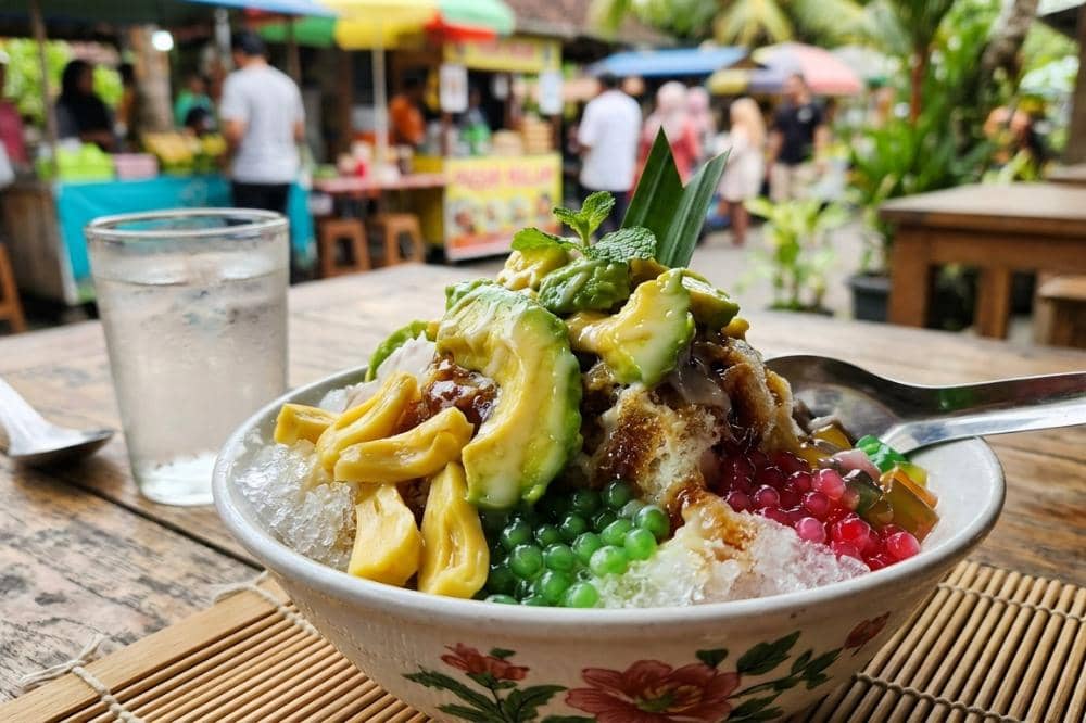 7 Kumpulan Resep Minuman dari Buah Alpukat yang Segar dan Mudah Dibuat_20260316_143356_0006.jpg