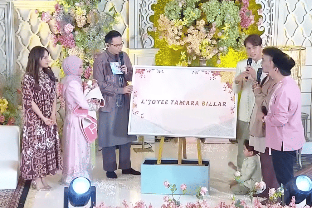 ⁠⁠Foto Akikah L’Joyee, Anak Ketiga Lesti Kejora dan Rizky Billar 3.png