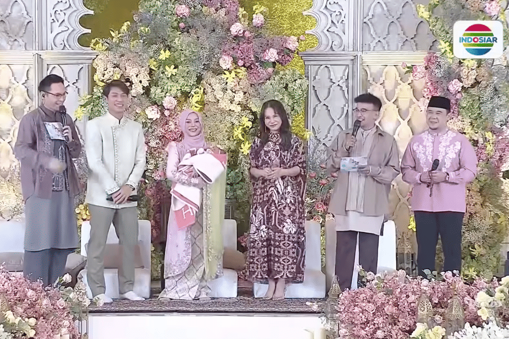 ⁠⁠Foto Akikah L’Joyee, Anak Ketiga Lesti Kejora dan Rizky Billar 2.png