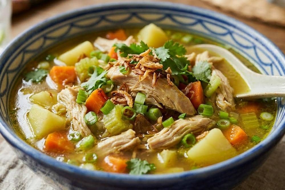 7 Jenis Makanan yang Dapat Membantu Menurunkan Demam_20260317_081353_0001.jpg