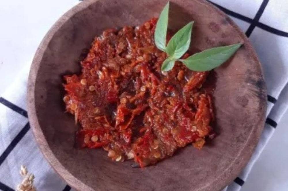 6 Kumpulan Resep Sambal Sunda yang Bikin Makan Auto Nambah! _20260317_111739_0005.jpg