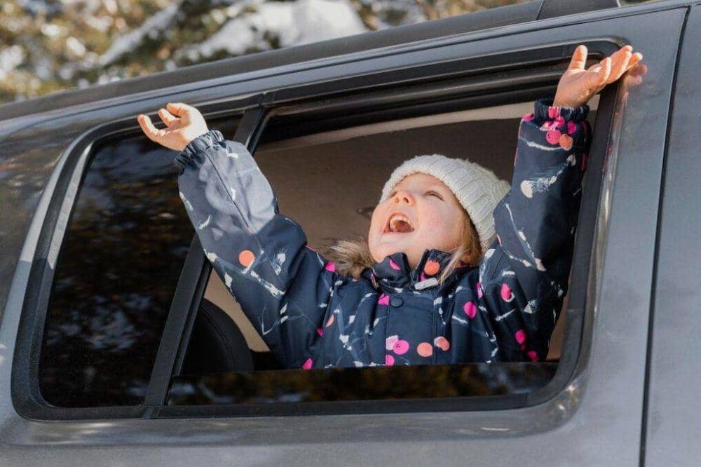 Anak di mobil saat mudik