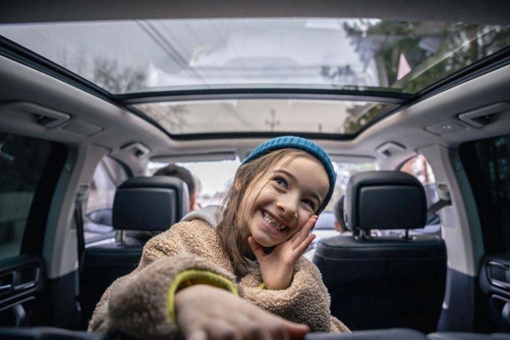 Anak di mobil saat mudik