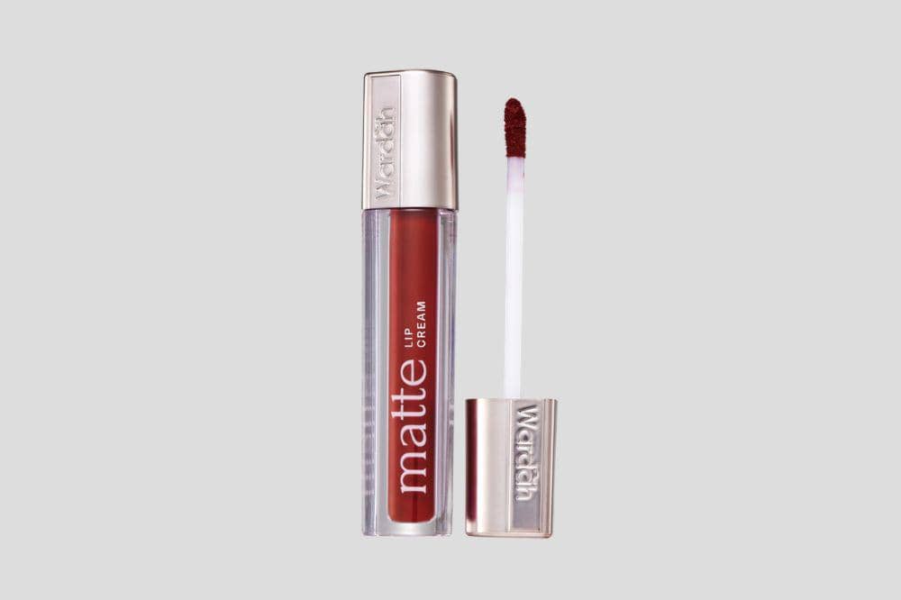 Rekomendasi Lip Matte Anti Bibir Kering yang Tahan Seharian 