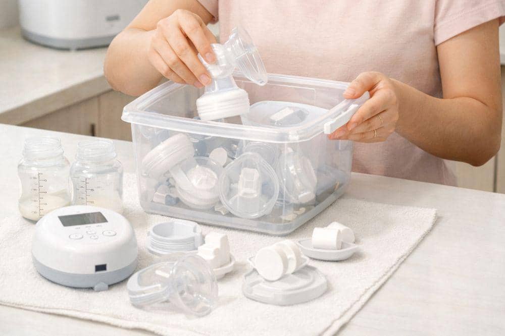 Jangan Asal Cuci, Ini Cara Membersihkan Pompa ASI yang Benar