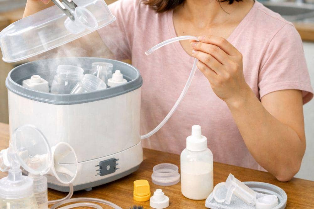 Jangan Asal Cuci, Ini Cara Membersihkan Pompa ASI yang Benar