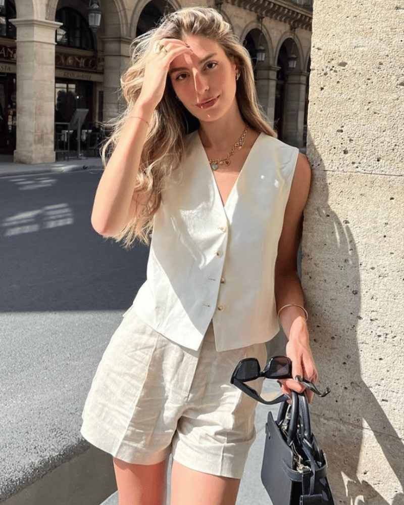 summer outfits (4).png