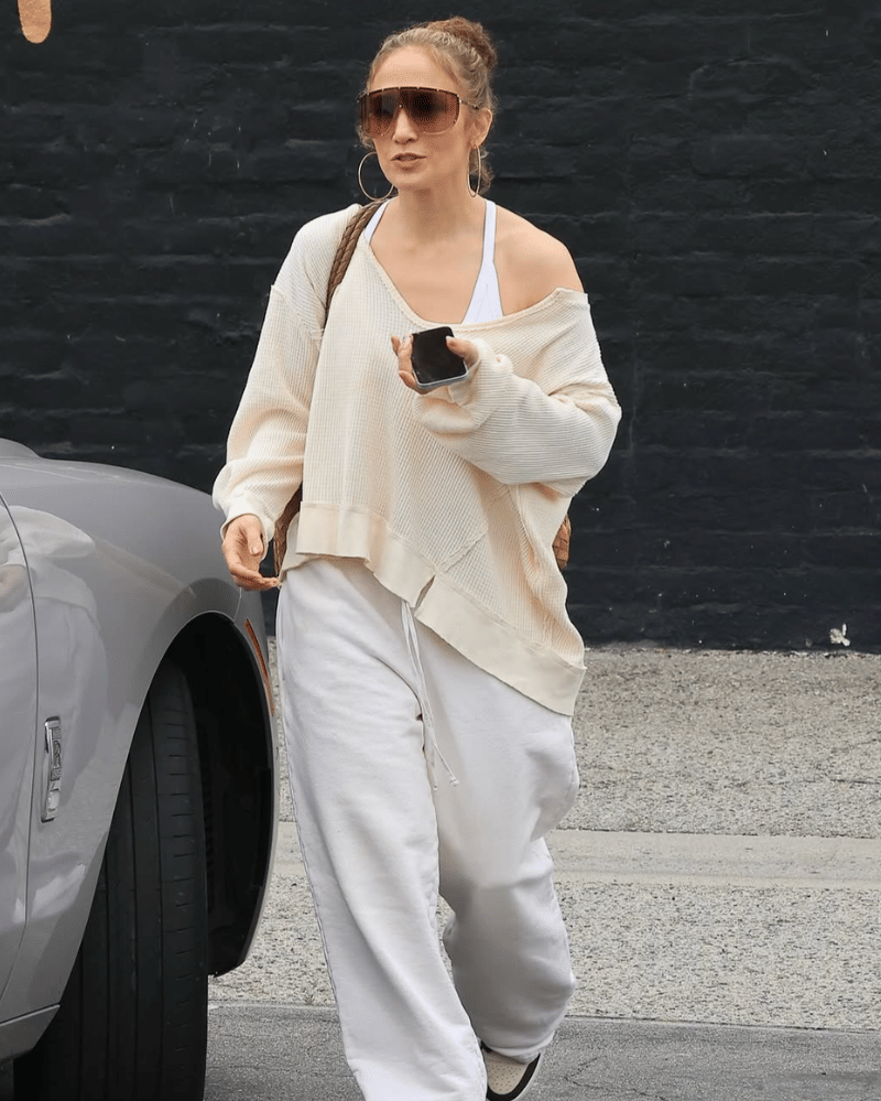 summer outfits (2).png