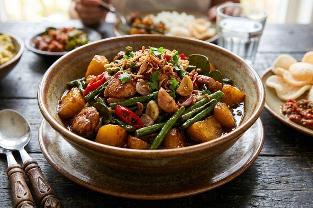 8 Resep Kentang Kecap Kekinian yang Gurih Manis dan Anti Bosen