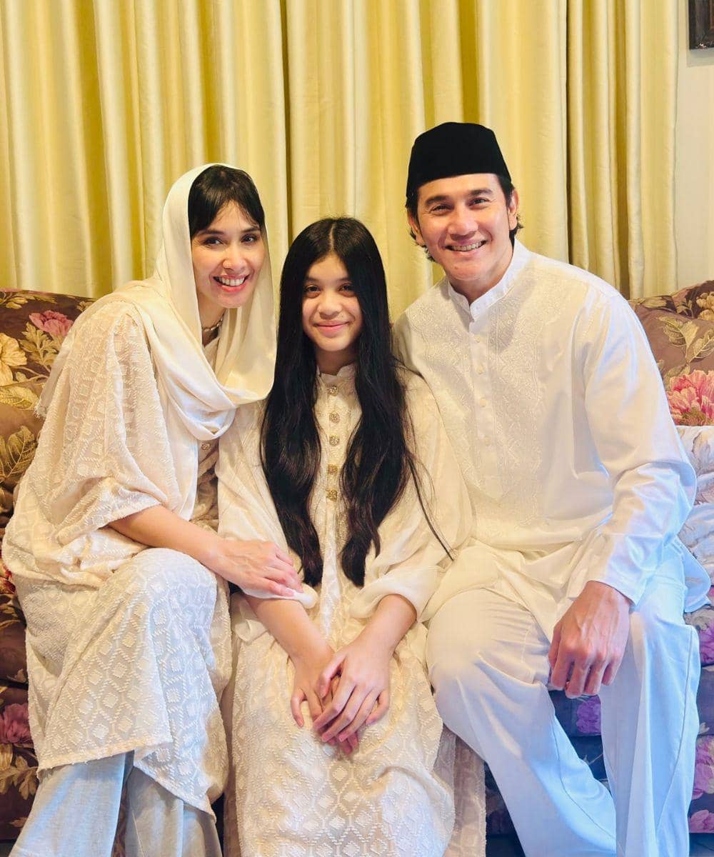 Deretan Fashion Keluarga Artis saat Rayakan Lebaran 2026 