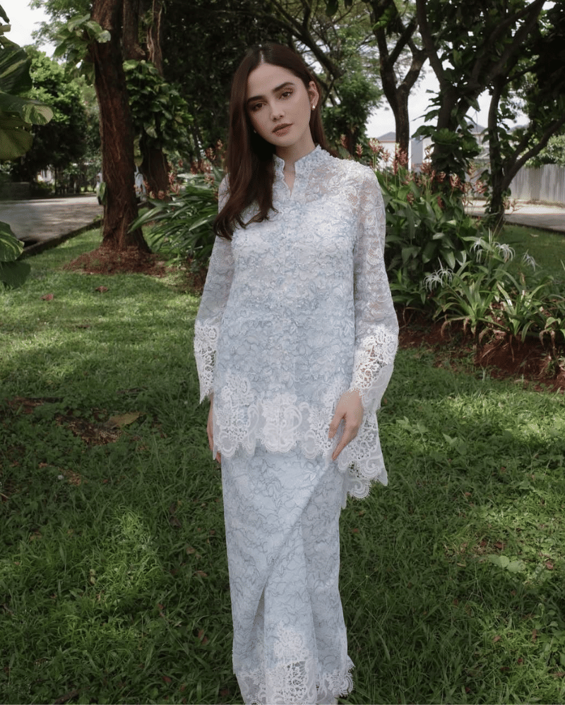 busana lebaran artis (5).png