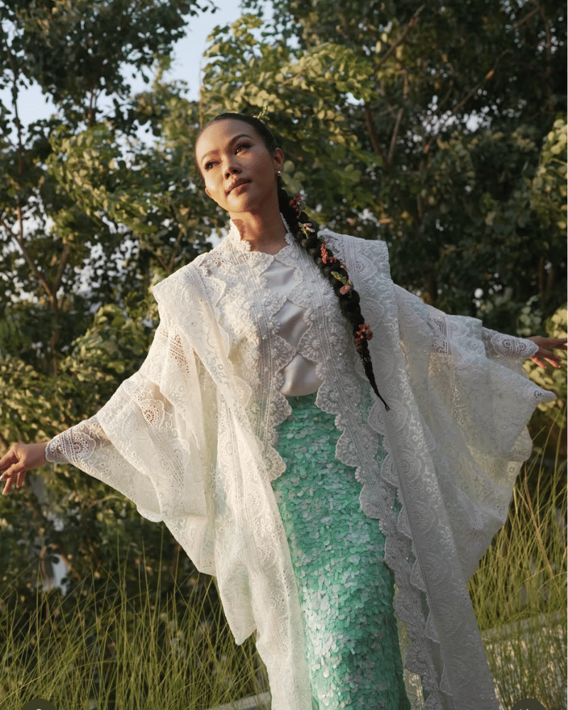 busana lebaran artis (1).png