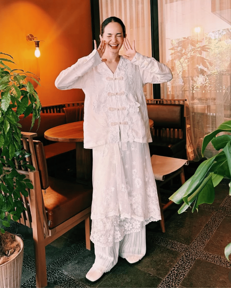 busana lebaran artis (6).png