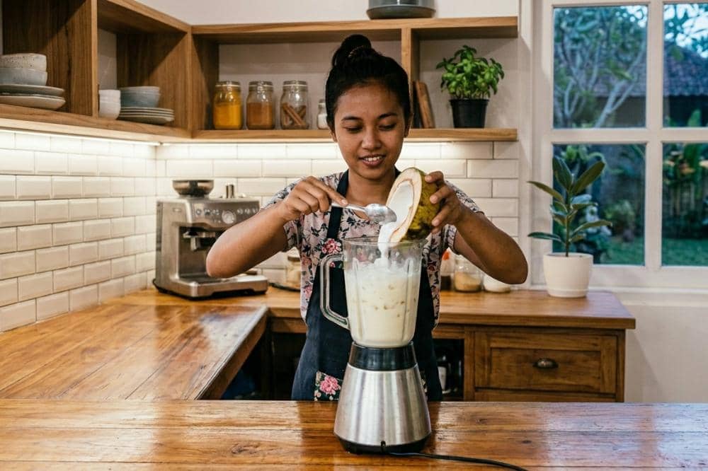 Resep Coconut Shake, Rasanya Creamy dan Menyegarkan_20260325_001505_0002.jpg