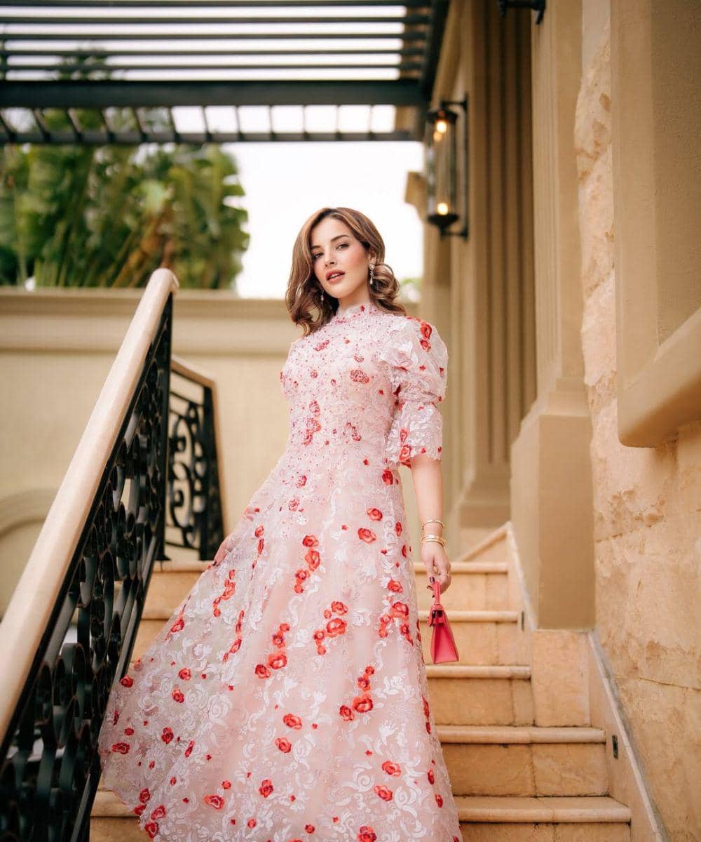 7 Spot Foto Lebaran Tasya Farasya di Rumah Baru 4