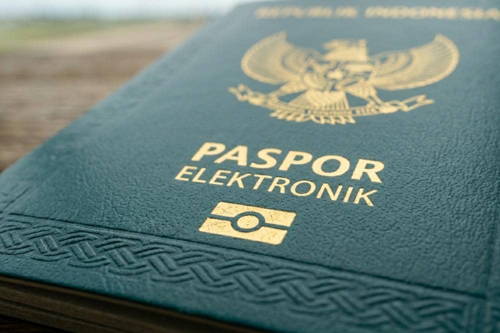 5 Perbedaan Paspor Biasa dan Paspor Elektronik, Simak Sebelum Buat! _20260325_223552_0001.jpg