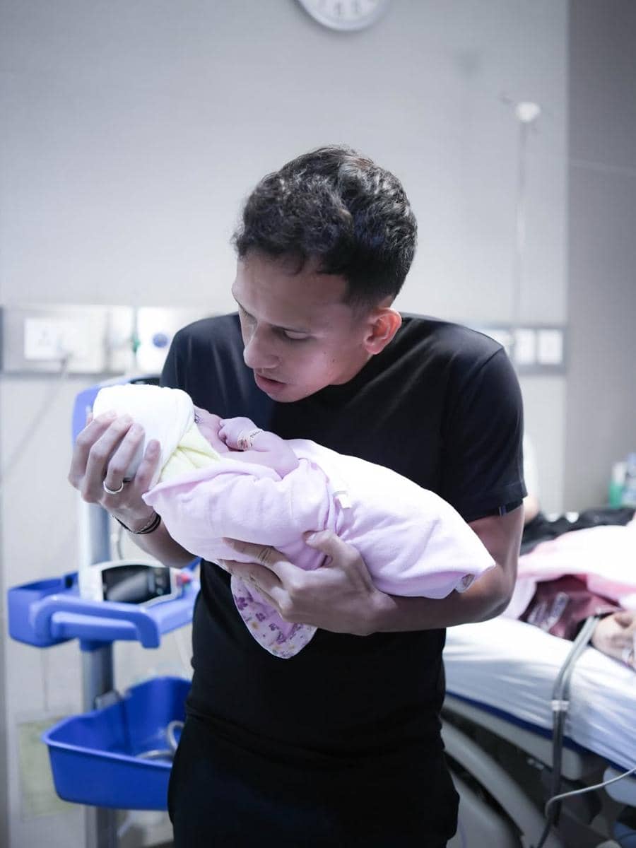egy maulana jadi papa