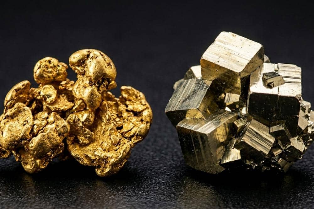 7 Perbedaan Pirit dan Emas, Jangan Sampai Tertipu!_20260325_173956_0001.jpg