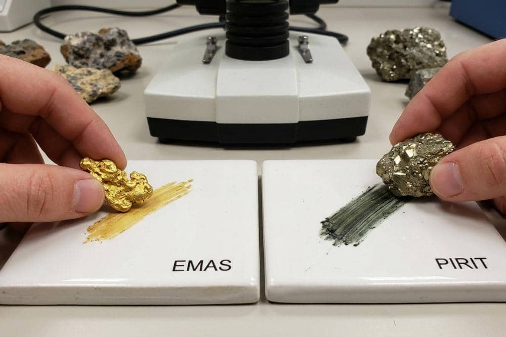 7 Perbedaan Pirit dan Emas, Jangan Sampai Tertipu!_20260325_173956_0002.jpg