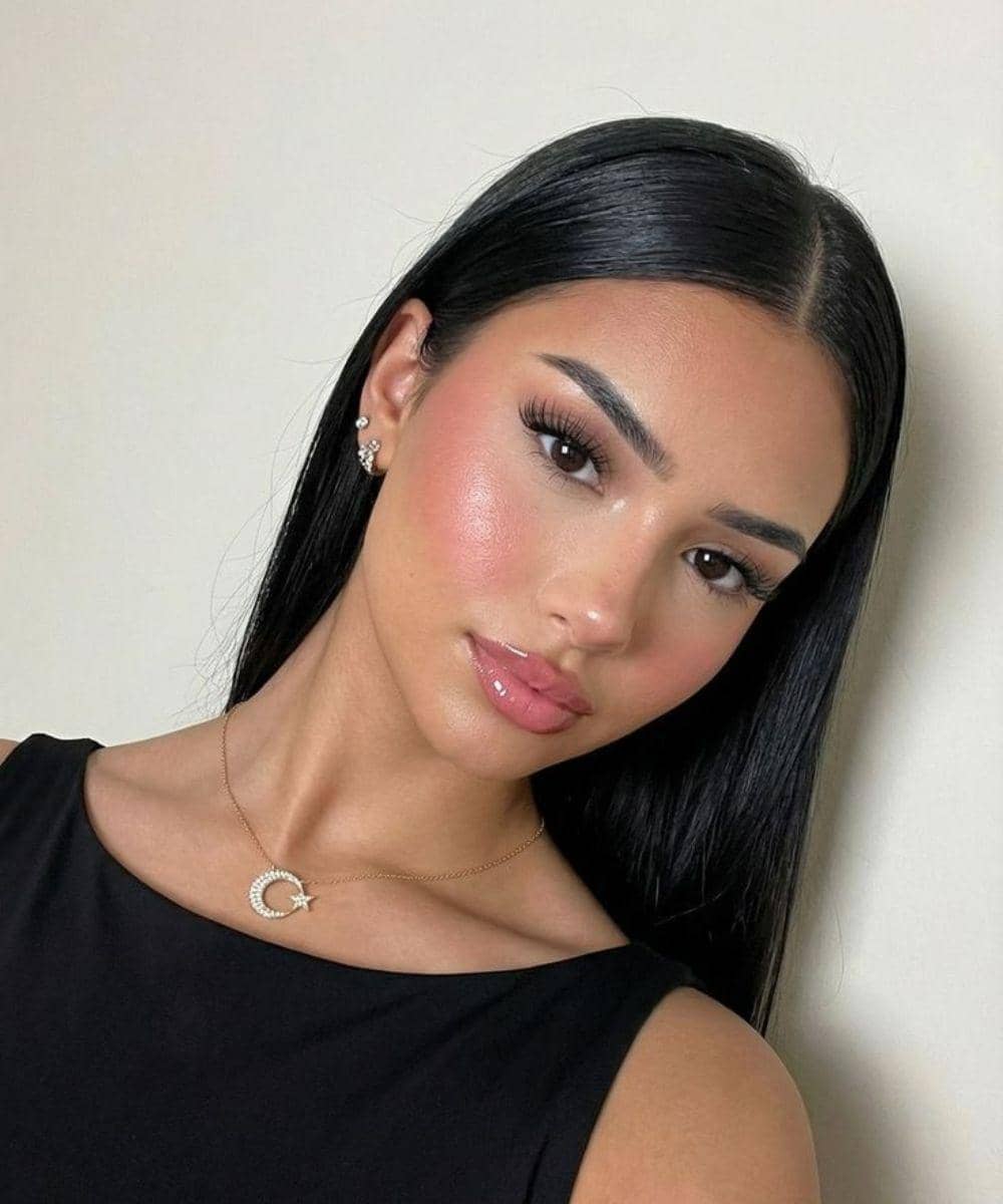 Apa Itu Makeup Baddie yang Sedang Tren