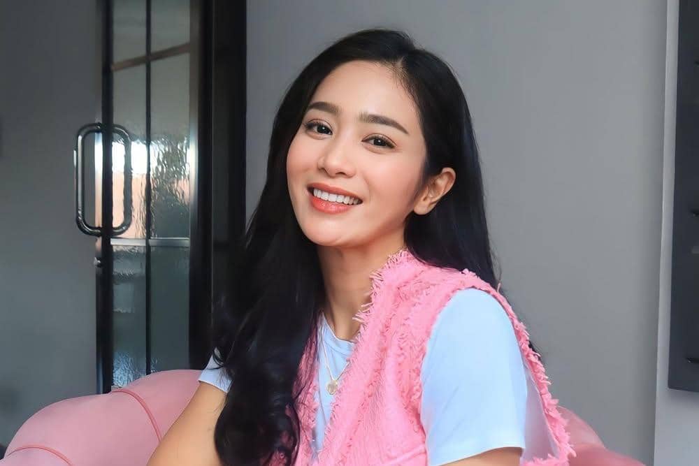 Sedih! Bunga Zainal Menangis Dituding Pelit oleh Mama dan Kakaknya