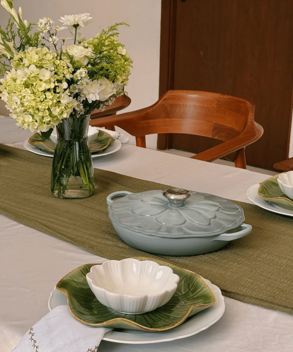 Foto Dekorasi Ruang Makan Tiara 5