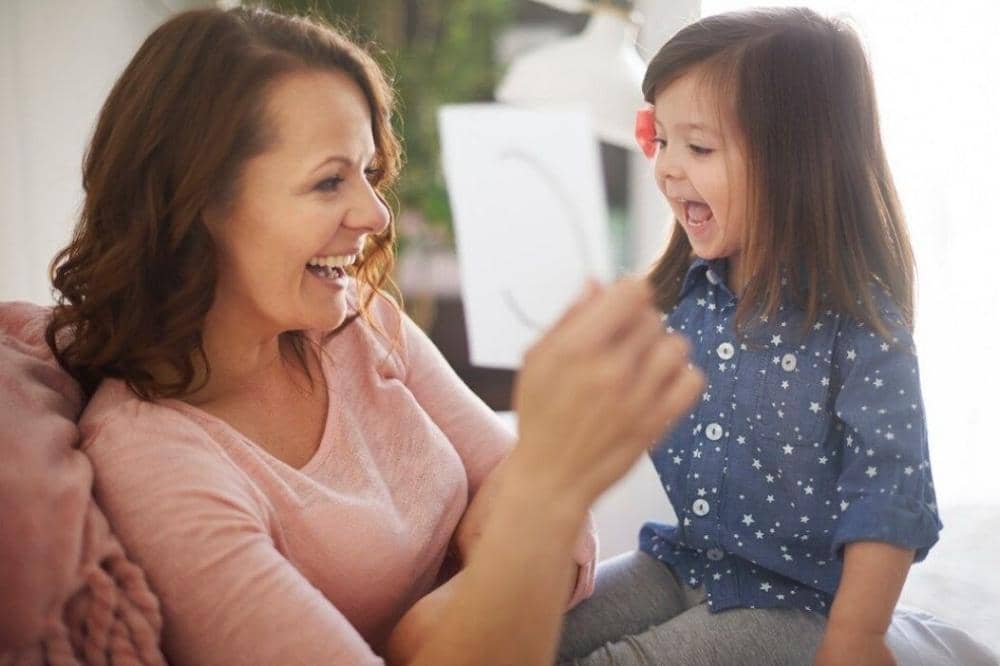 Mama dan anak bersama