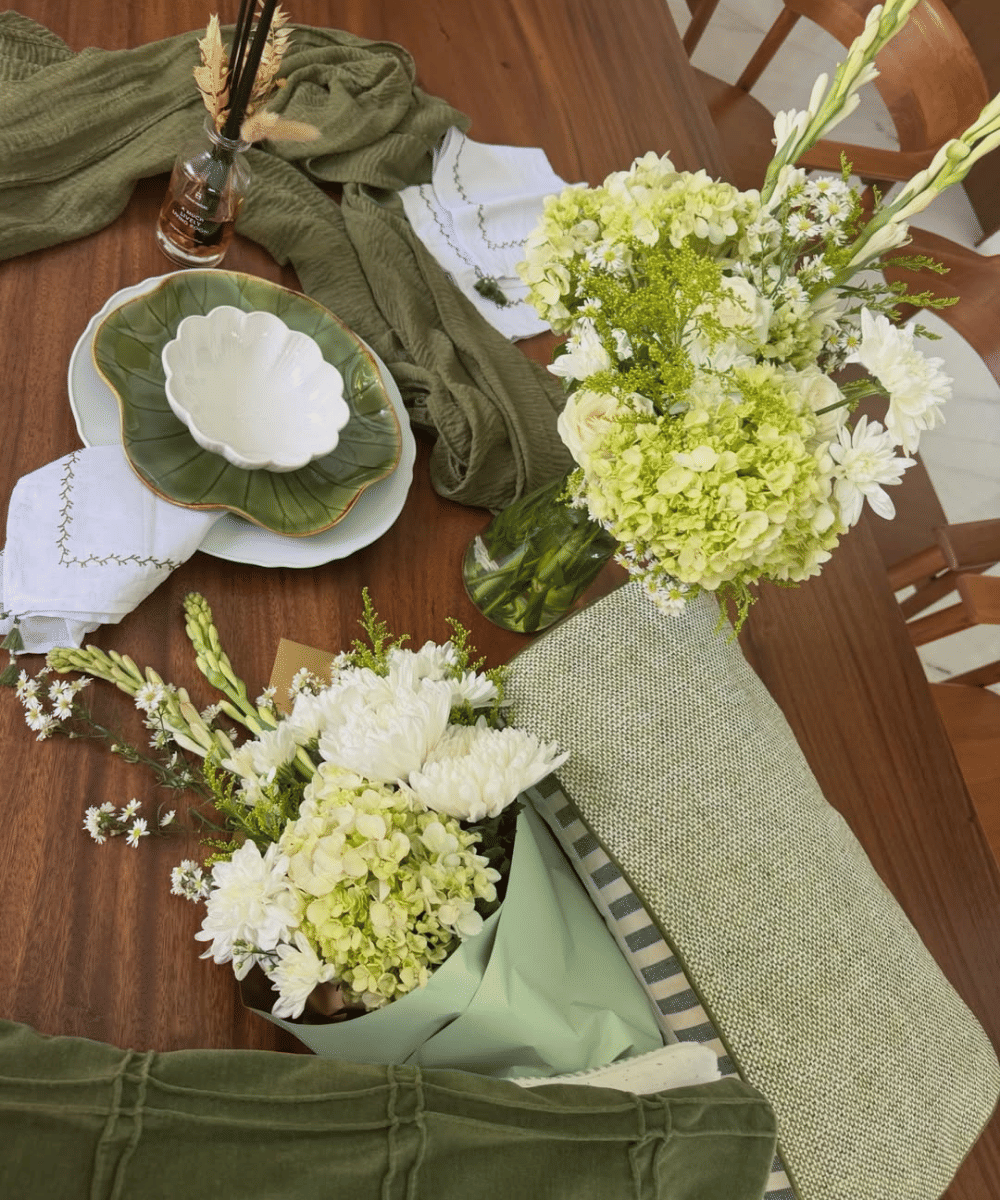 Foto Dekorasi Ruang Makan Tiara 2