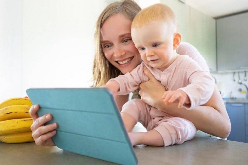 Kejam! ART Biarkan Bayi 11 Bulan Dilecehkan Lewat Video Call