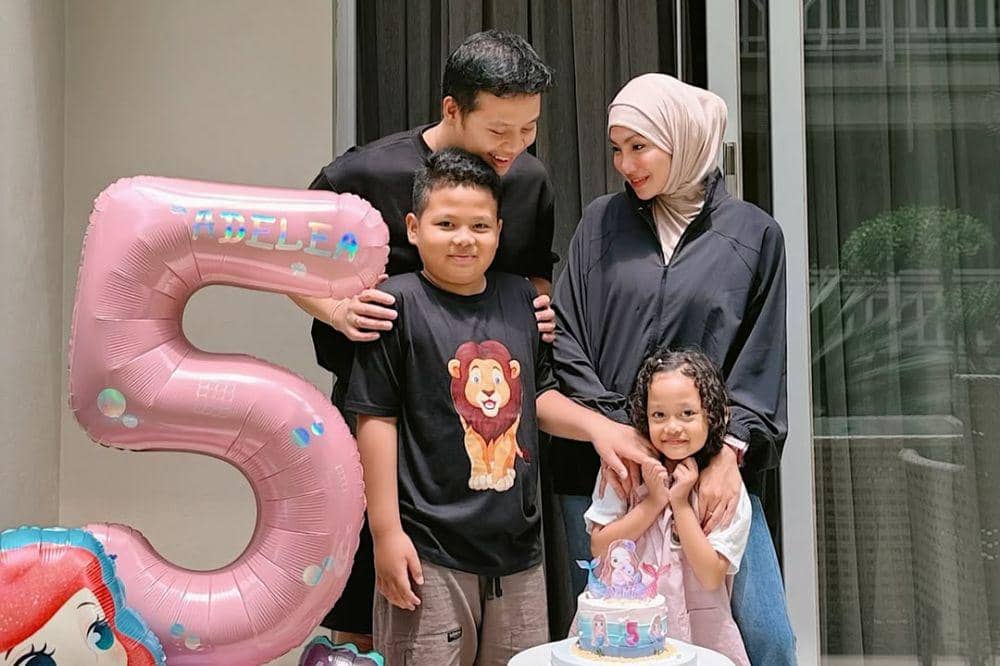 adel anak wandha dwiutari