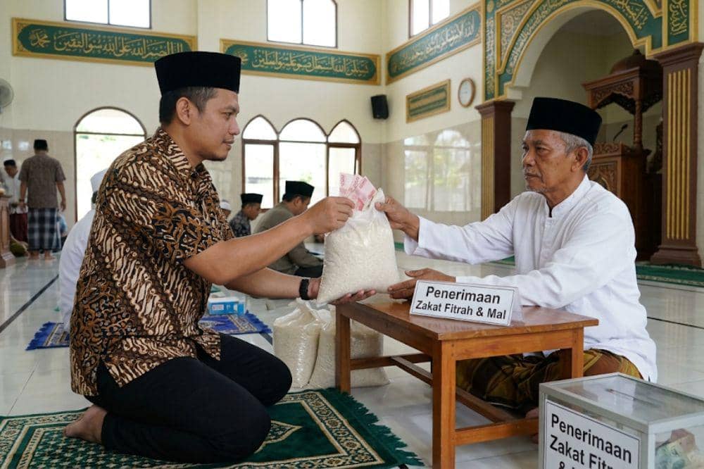 5 Perbedaan Zakat Fitrah dan Zakat Mal yang Wajib Dipahami