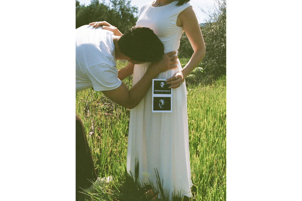 Aktor Taylor Lautner Umumkan Istri Hamil Anak Pertama 4.png