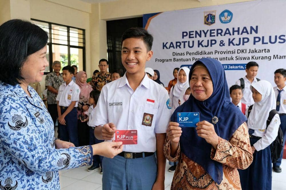 3 Perbedaan KJP dan KJP Plus yang Perlu Mama Ketahui