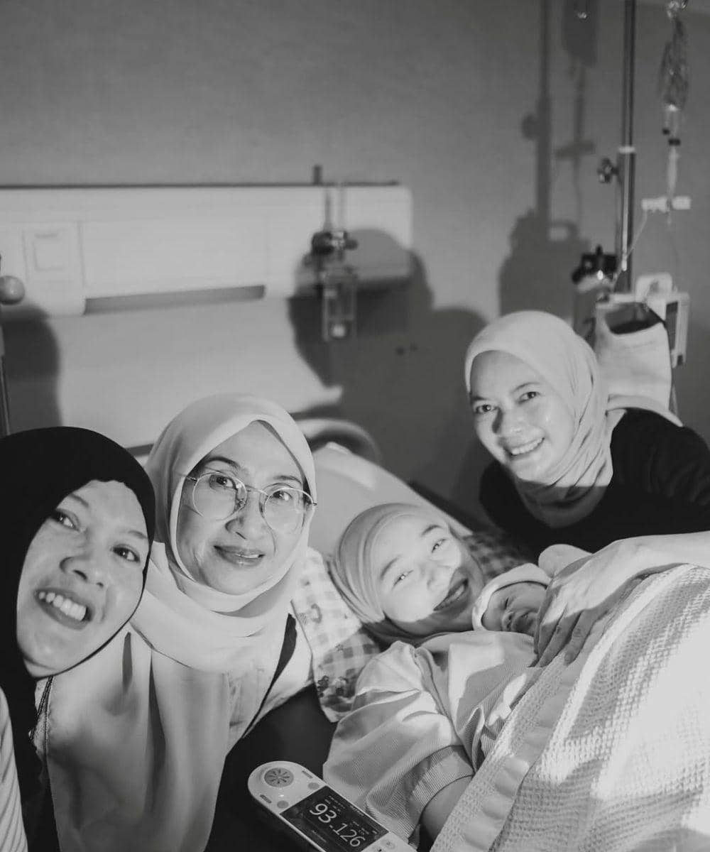 Selebgram Ansellma Putri Melahirkan Anak Pertama Laki-Laki (1).jpg