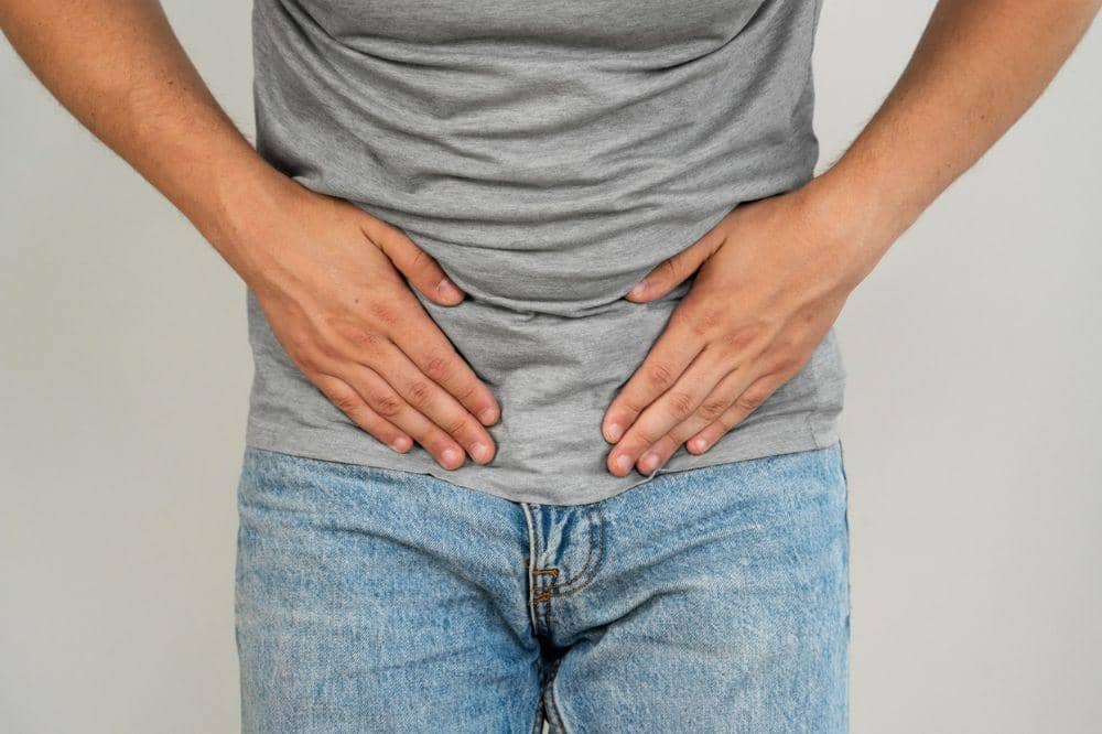 Benarkah Alat Kelamin Pria Bisa Membesar Karena Hernia 