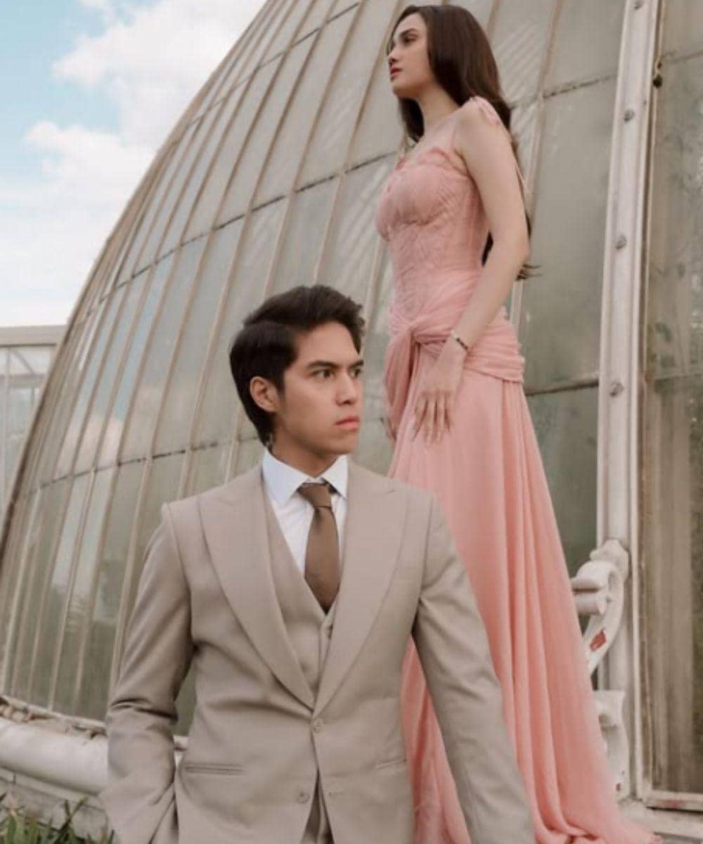 7 Potret Prewedding Syifa Hadju dan El Rumi di London ala Royal Couple