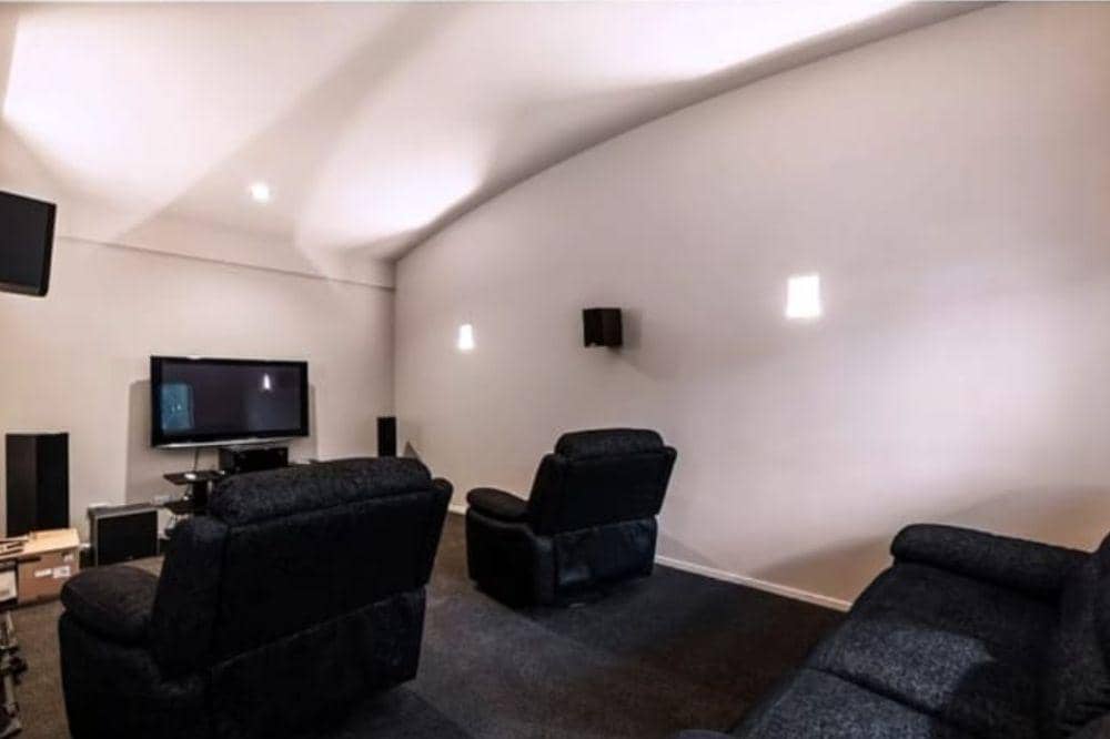 6 Potret Rumah Lama Boy William di Selandia Baru