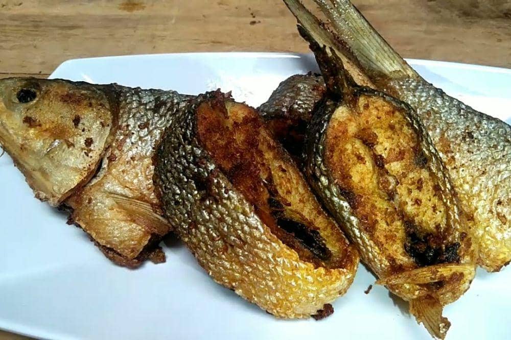 Resep Ikan Bandeng Goreng ala Mbok di Film Na Willa, Cocok untuk Makan Siang Anak