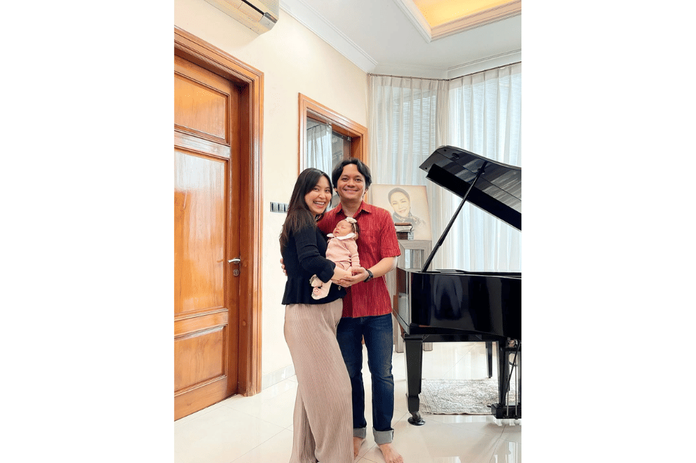 Foto Cheriel Anak Calvin Jeremy dalam Berbagai Ekspresi 2.png