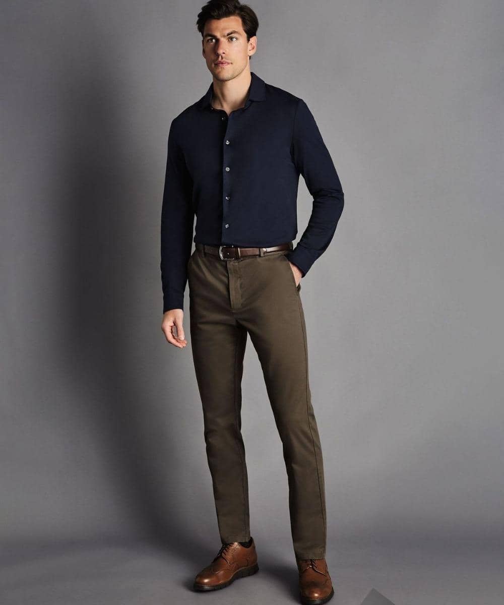 5 Outfit Keluarga untuk Jumat Agung, Stylish dan Tetap Sopan (3)